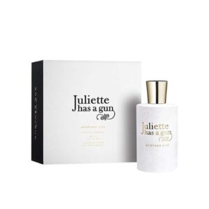 אנדר אוד אדפ לאישה 100 מ"ל - ג'ולייט הז אה גאן Juliette Has A Gun - Another Oud EDP For Women 100ML